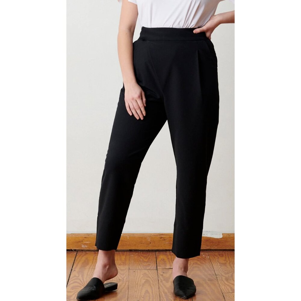 Aday Portfolio Pants in Black, size L, NWOT